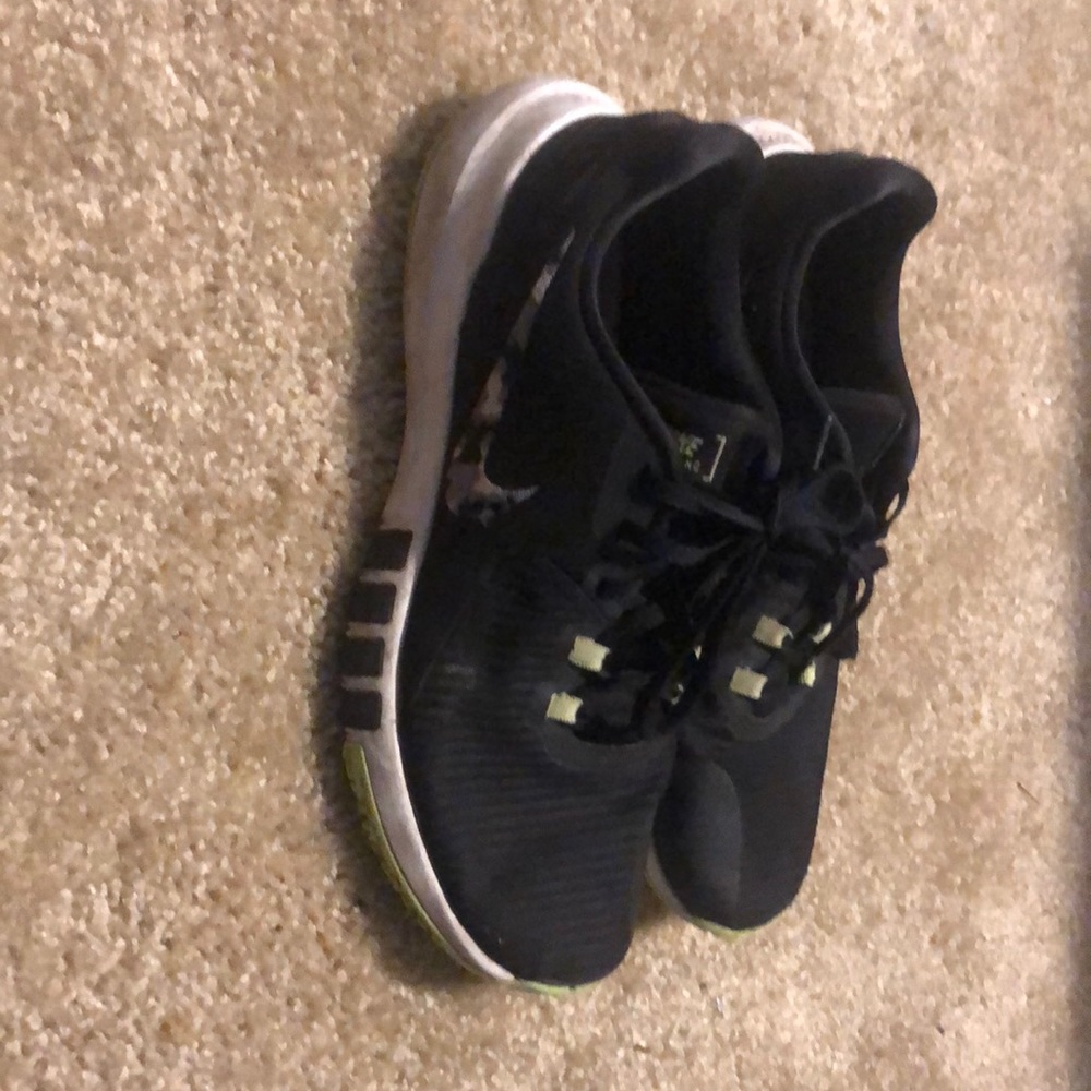 Nike Training shoes. Black and white. Camo swoosh